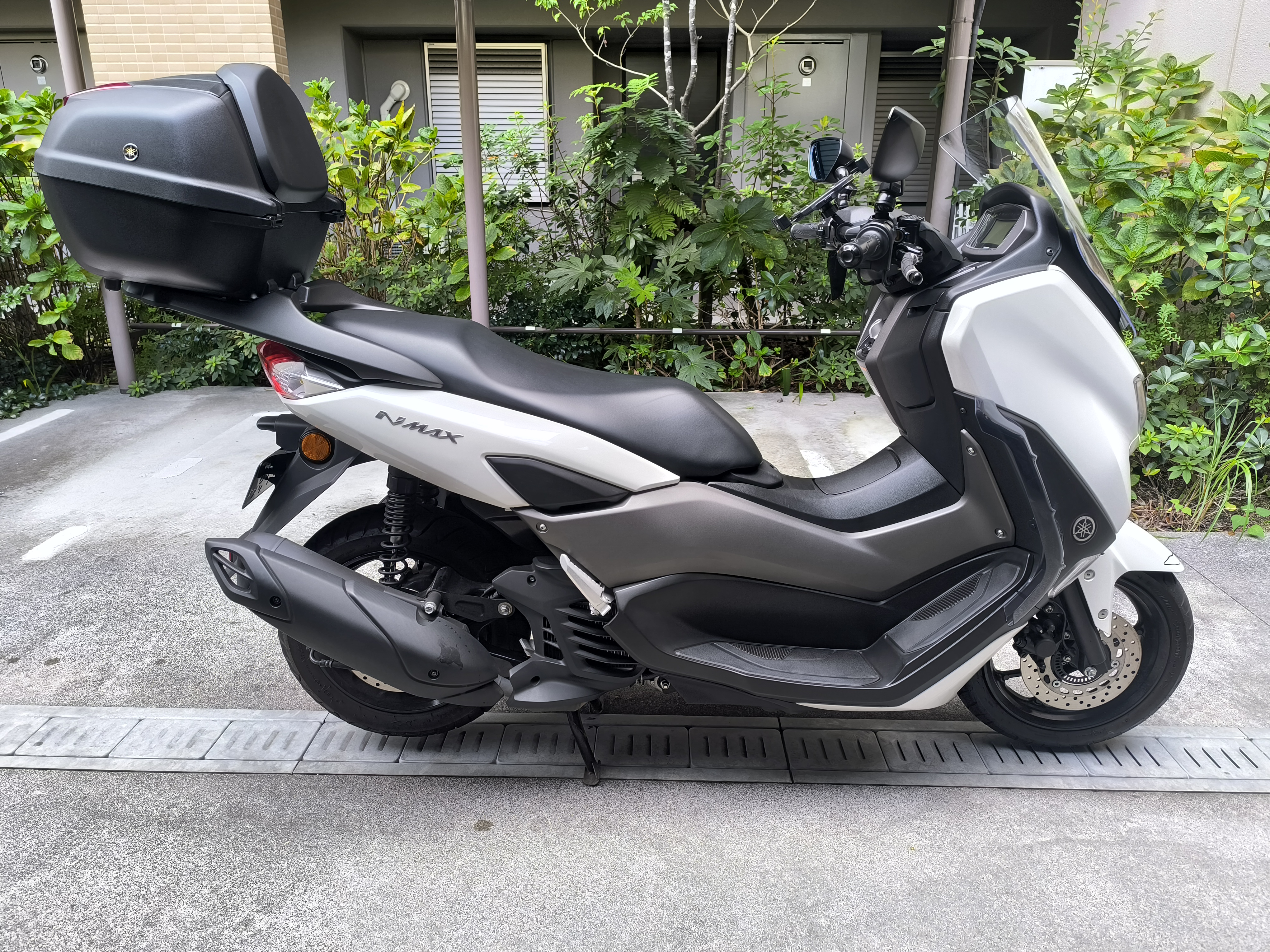 NMAX、2022年式、サイド